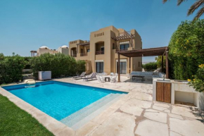 Exquisite Twin Villa in Sabina